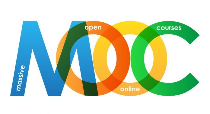 MOOC ต่างจากอีเลิร์นนิ่ง (E-learning) อย่างไร ?